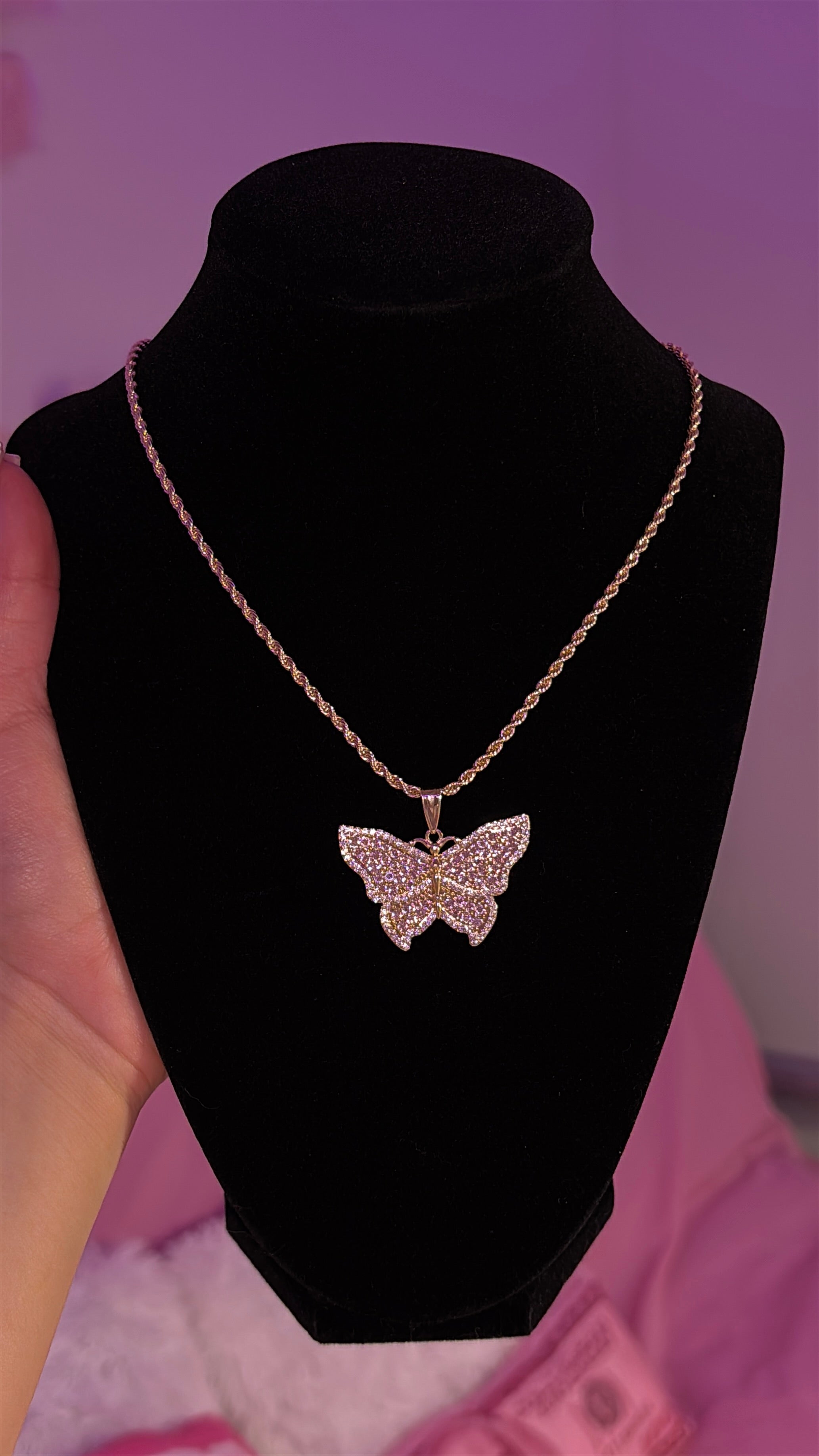 BUTTERFLY DMND NECKLACE