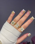 CLOVER RING