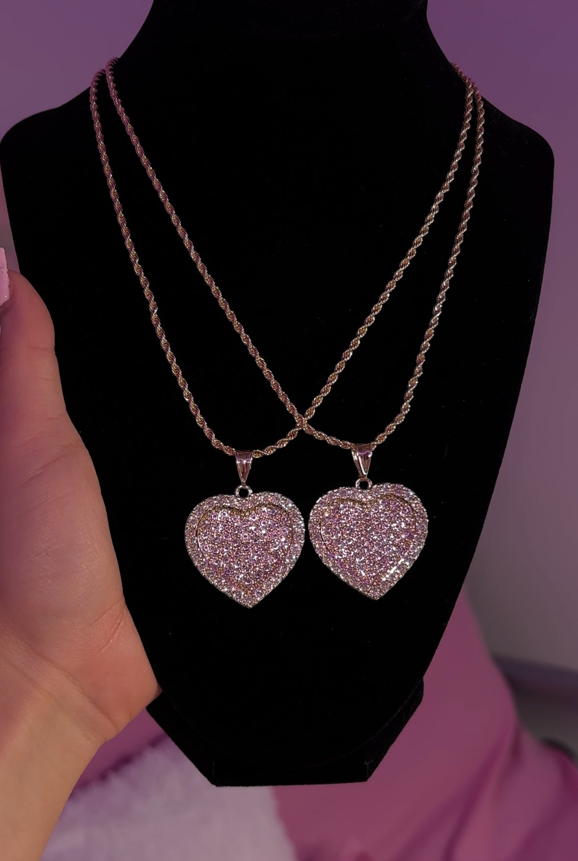 JUMBO PINK HRT NECKLACE