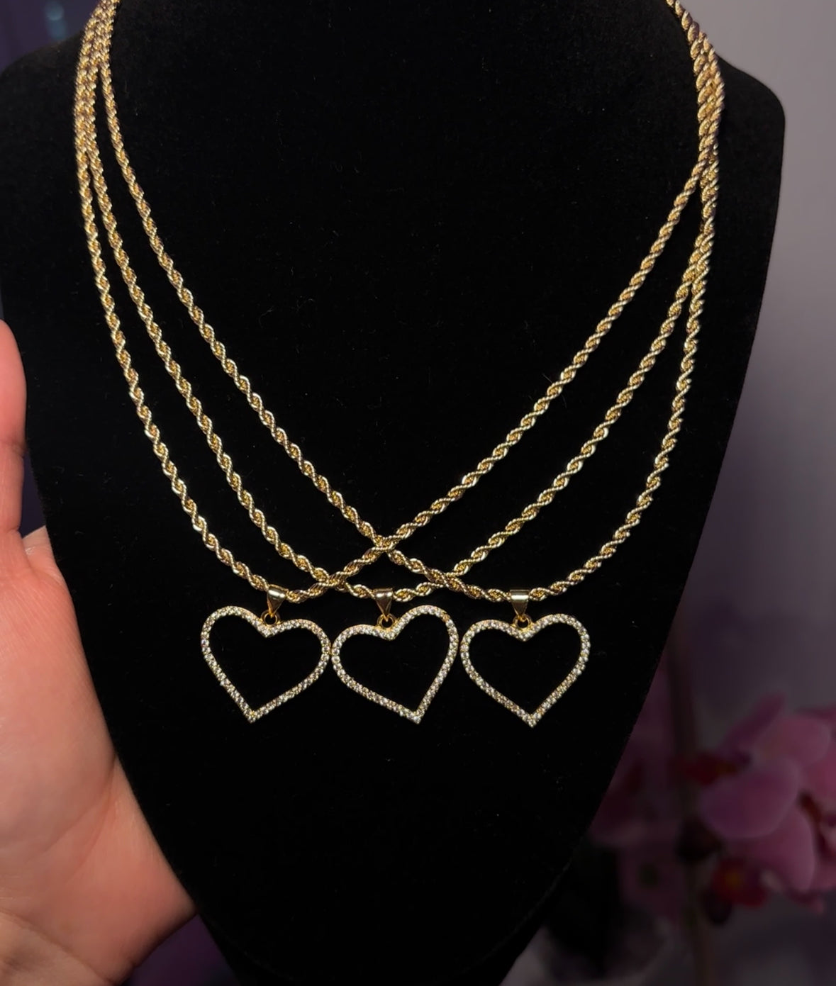 OPEN DMND HEART NECKLACE