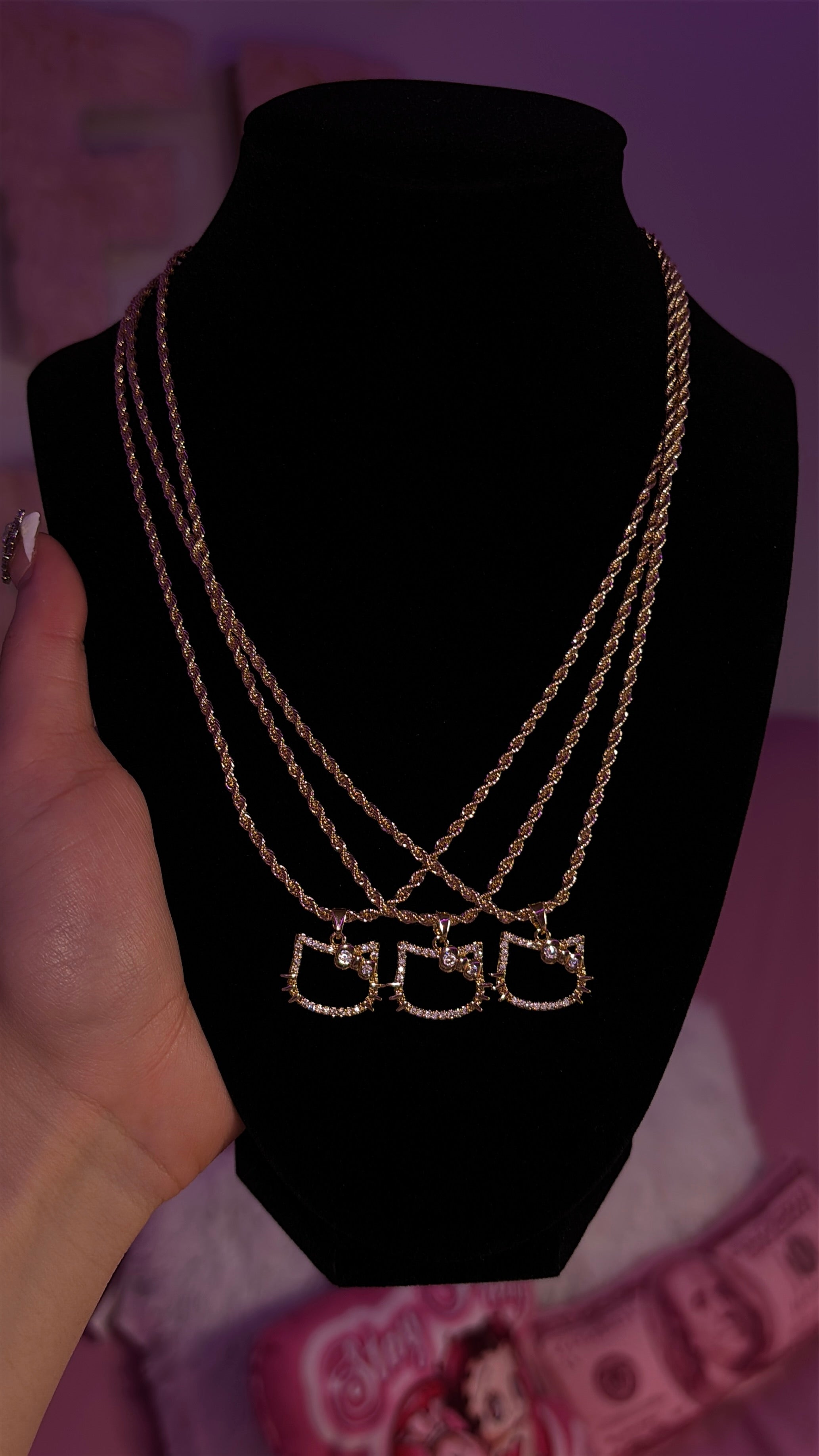 HK OPEN HEAD NECKLACE