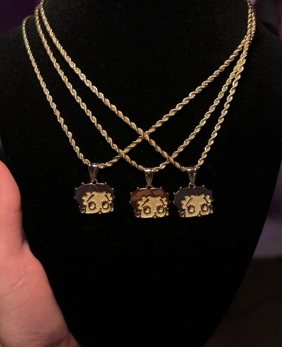 BETTY BOO NECKLACE