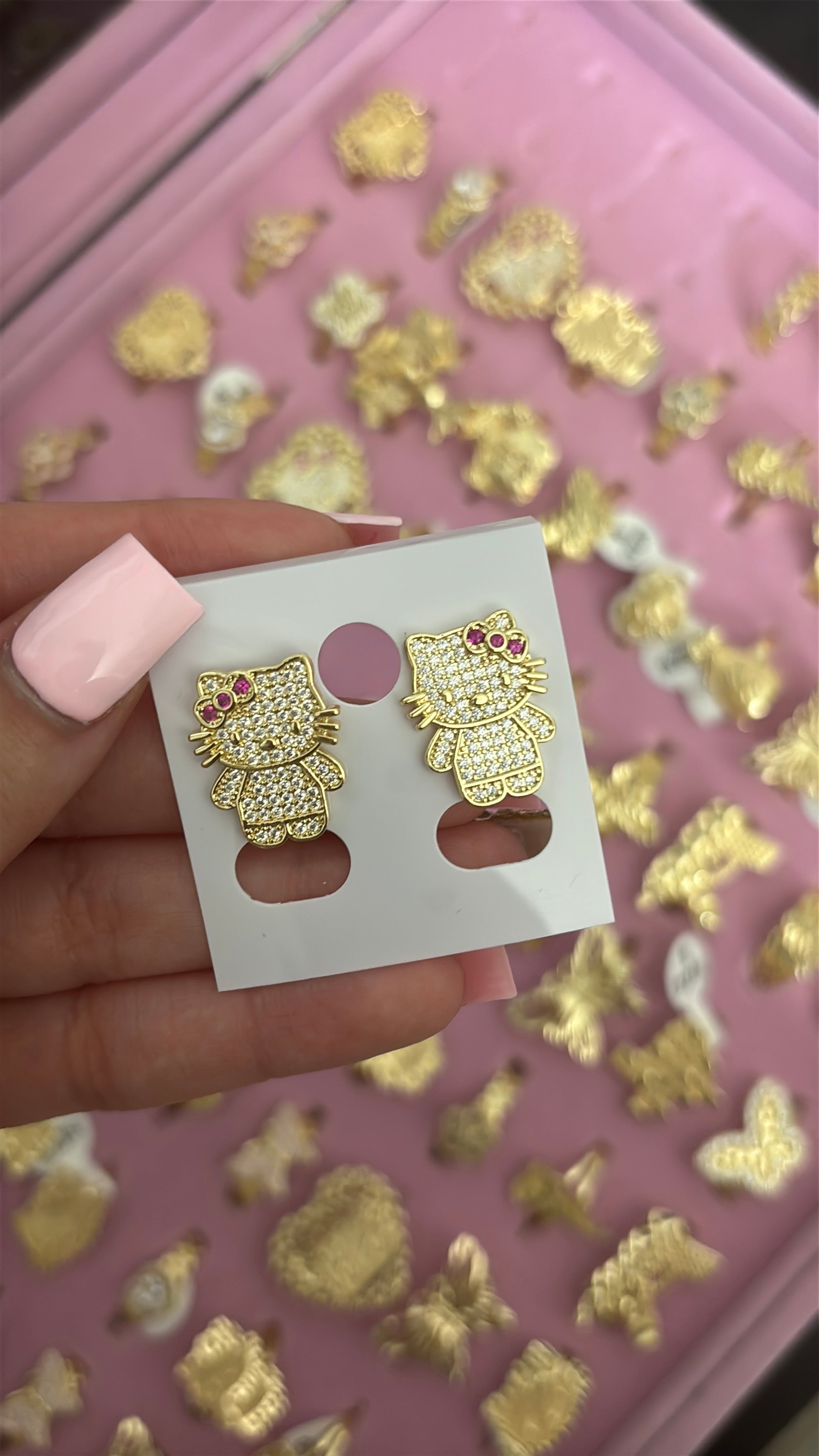 HK DMND FB EARRINGS