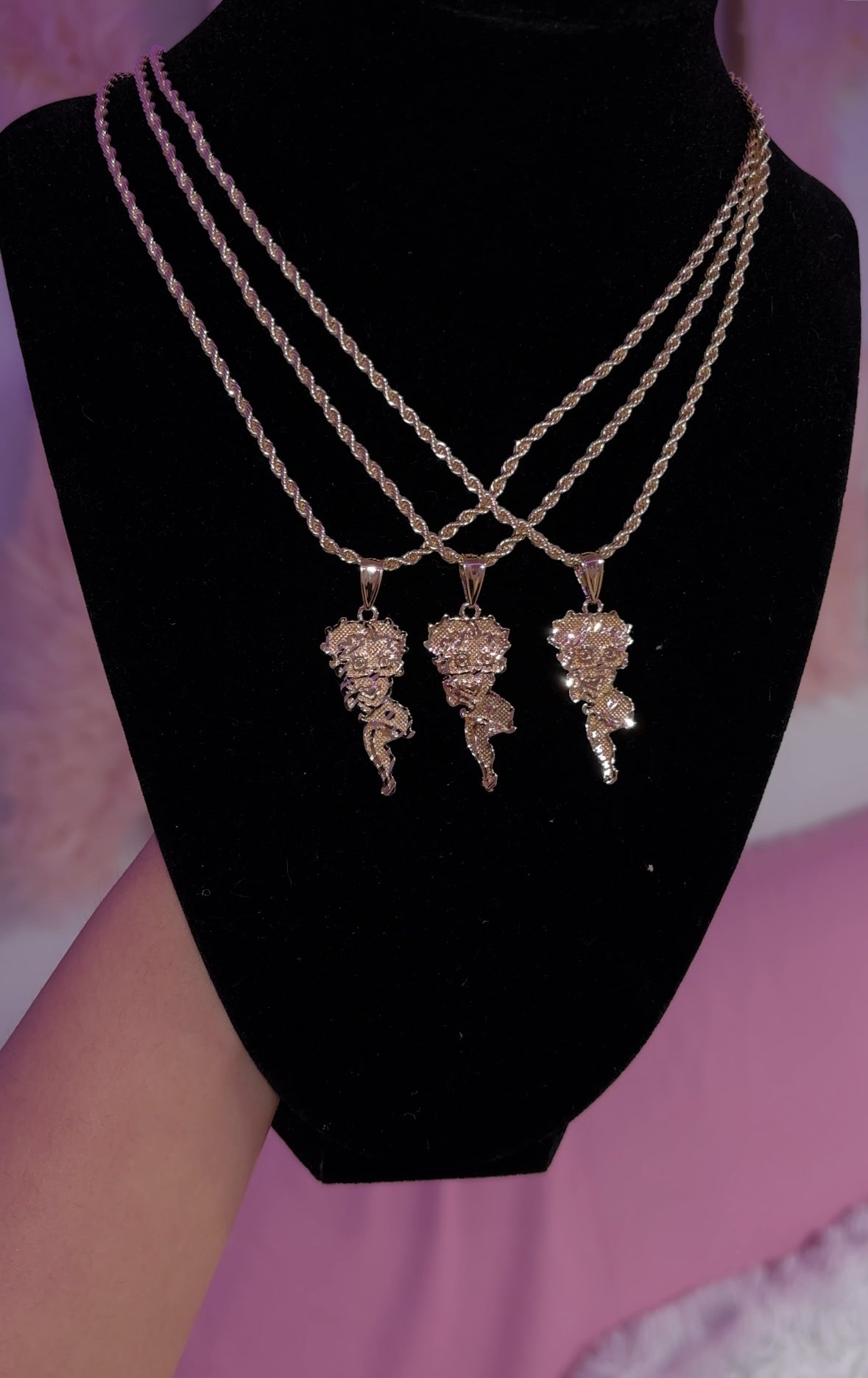 BETTY BOO FB NECKLACE